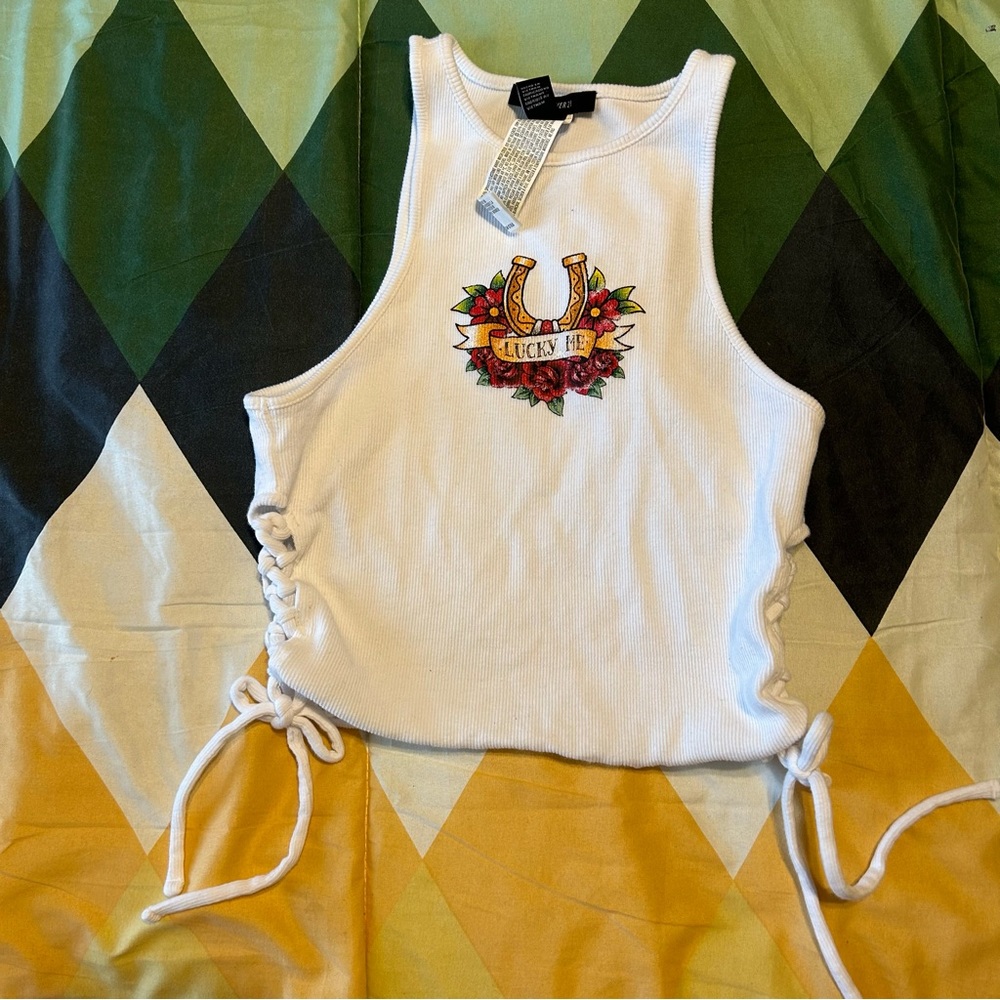 F21 Crop top size small for women